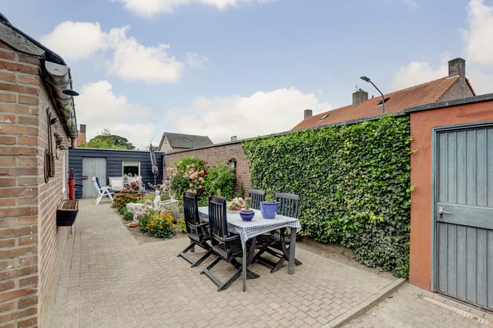 Foto 32 van Titus Brandsmastraat 31