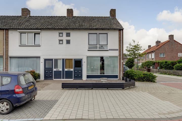 Foto 41 van Titus Brandsmastraat 31