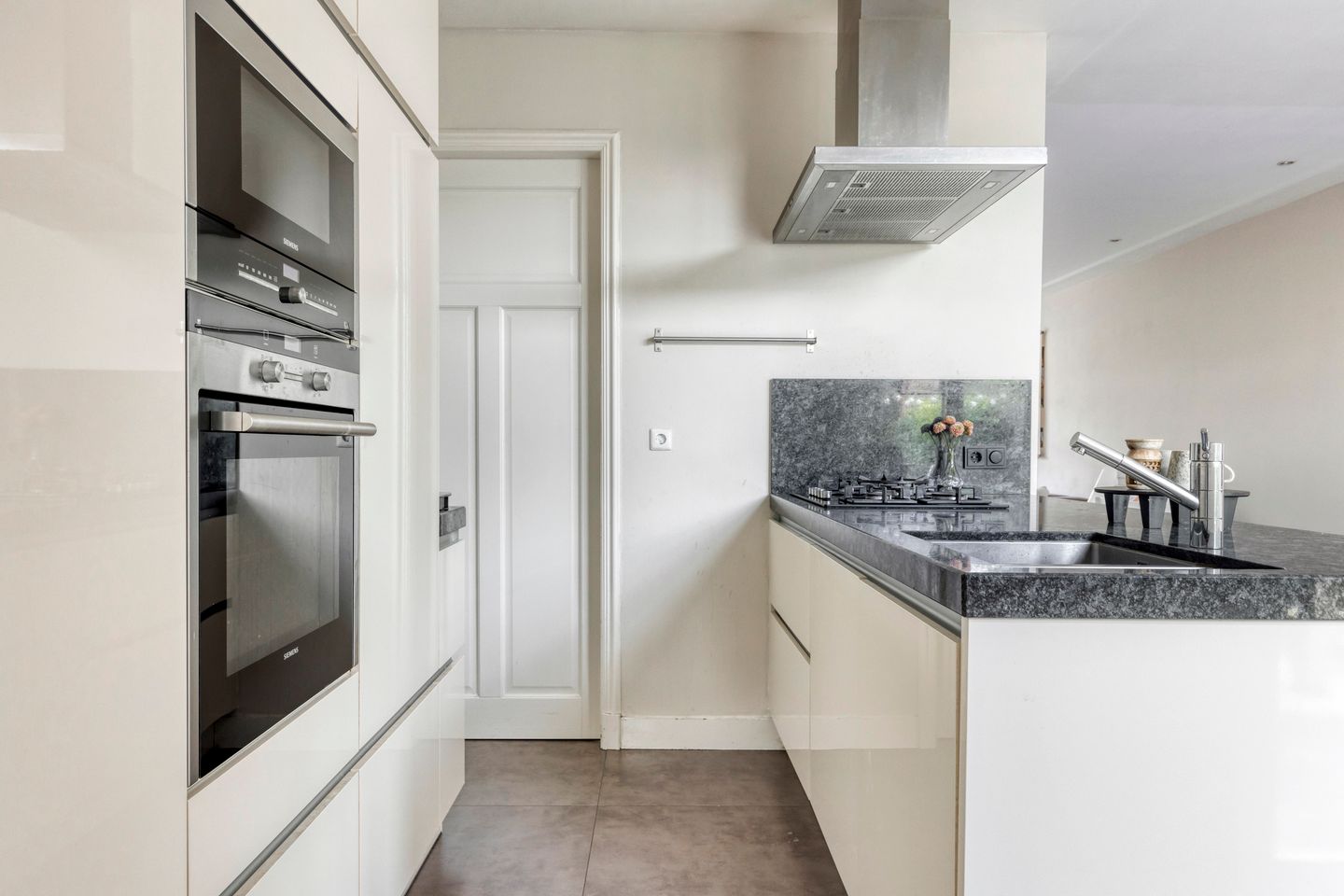 Foto 19 van Sloetsweg 277