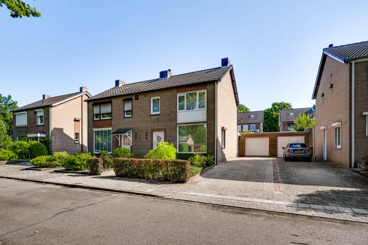 Foto 1 van Burgemeester Dohmenstraat 28