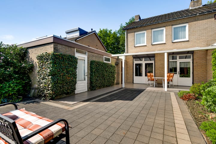 Foto 16 van Burgemeester Dohmenstraat 28