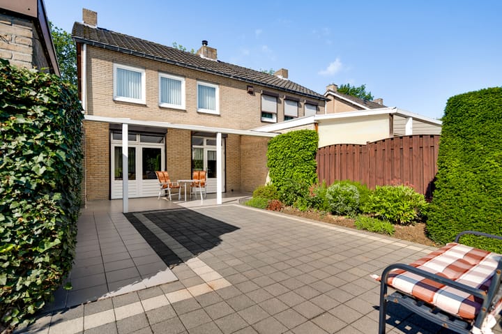 Foto 15 van Burgemeester Dohmenstraat 28