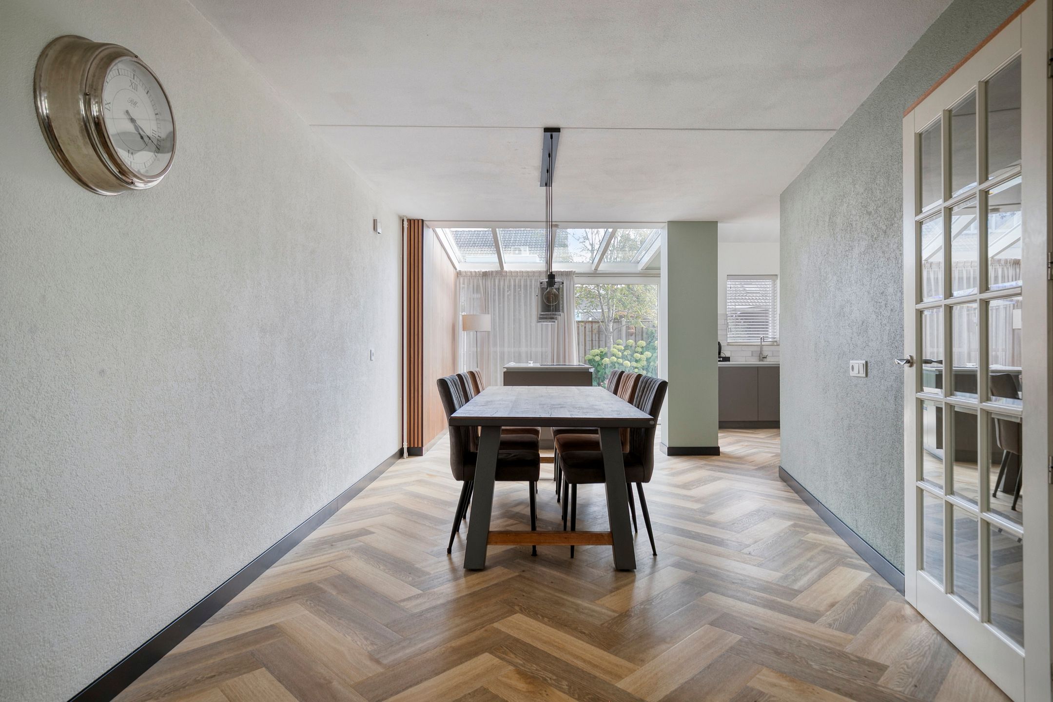 Foto 9 van Menuetstraat 11