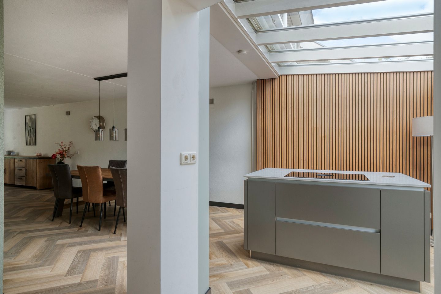 Foto 14 van Menuetstraat 11