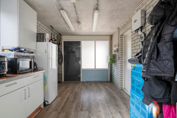 Foto 16 van Menuetstraat 11