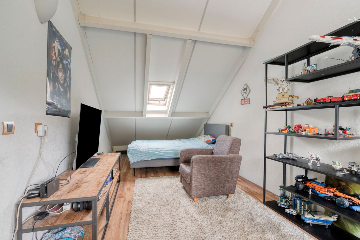 Foto 25 van Menuetstraat 11