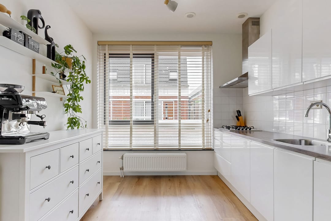 Foto 11 van De Genestetstraat 99