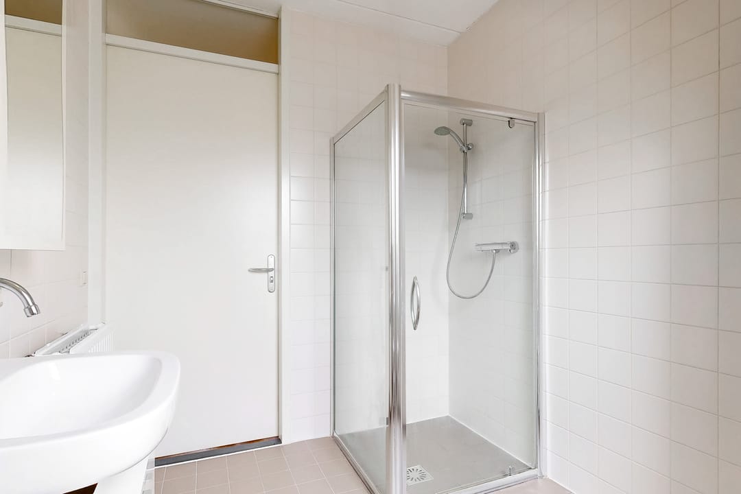 Foto 17 van De Genestetstraat 99