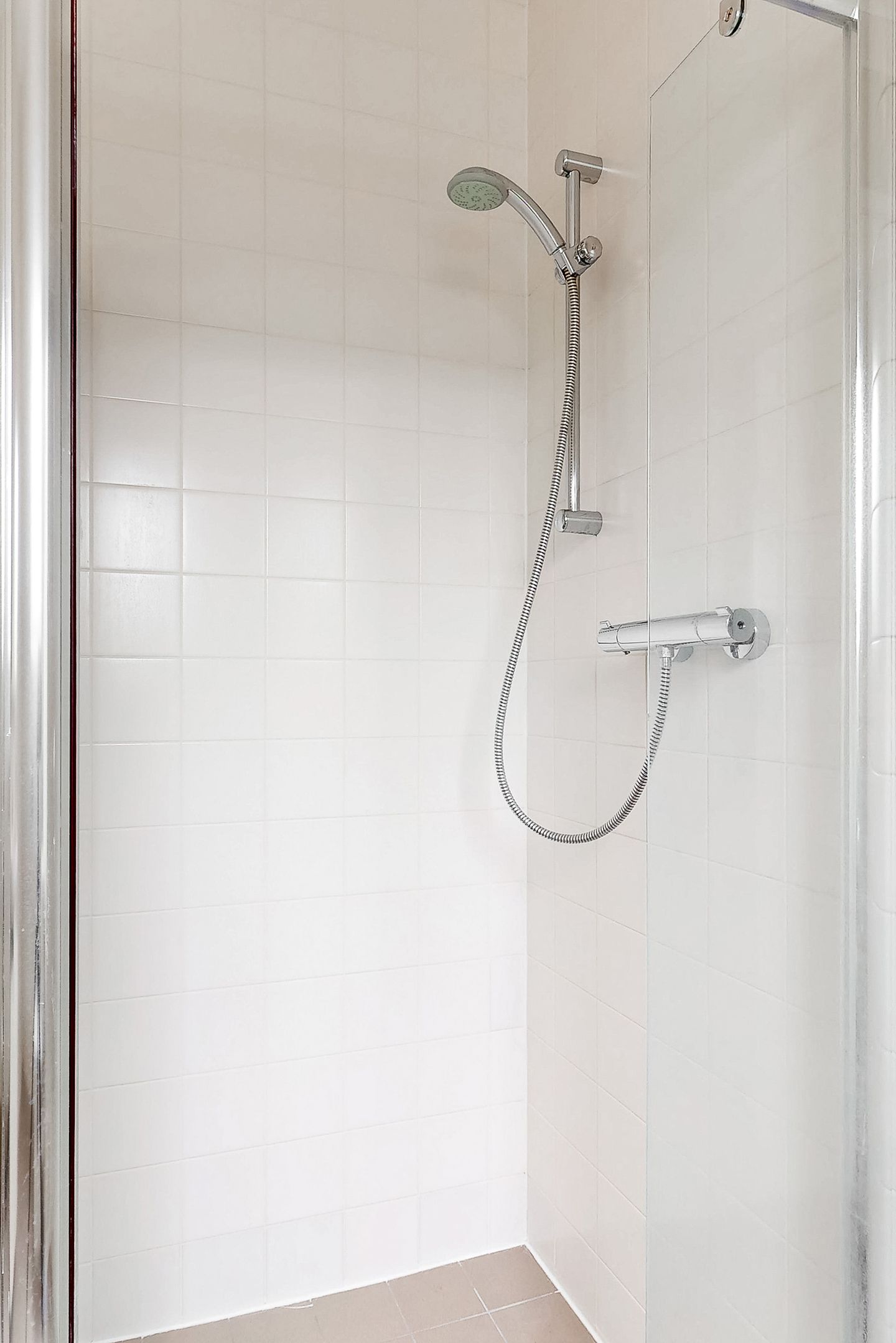 Foto 19 van De Genestetstraat 99