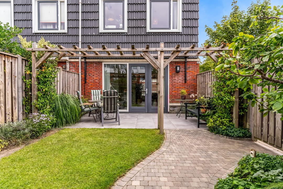 Foto 28 van De Genestetstraat 99