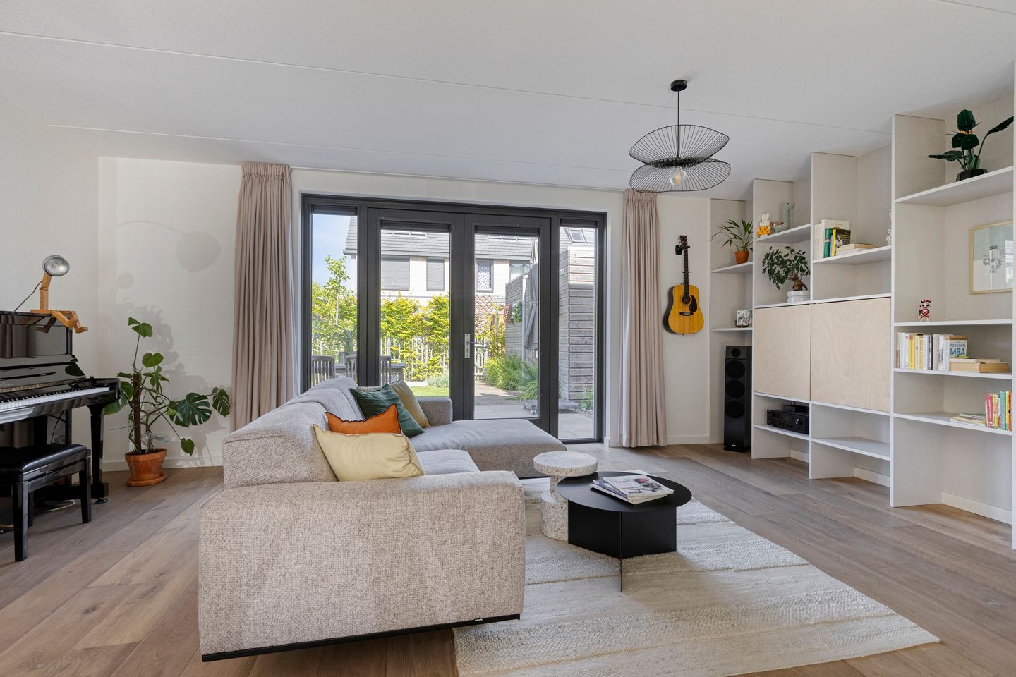 Foto 10 van Grenenhout 15