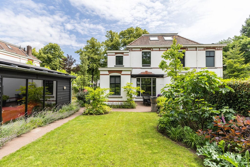 Foto 36 van Koningin Beatrixplantsoen 48