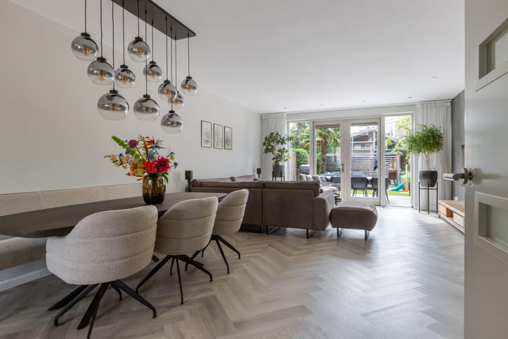 Photo 2 of Mesdagstraat 4