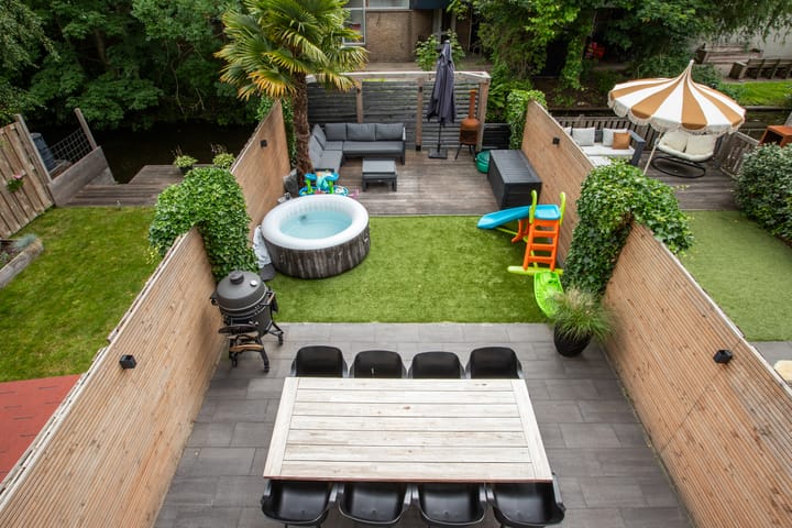 Photo 4 of Mesdagstraat 4