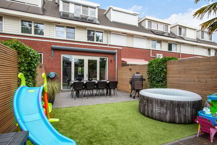 Photo 24 of Mesdagstraat 4