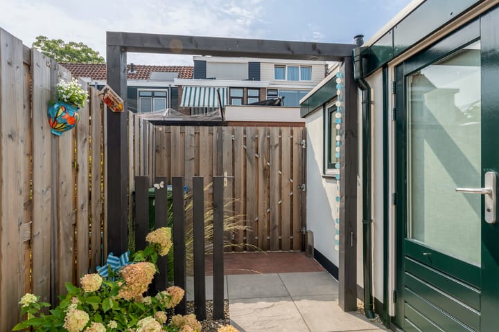 Foto 16 van Leliestraat 30