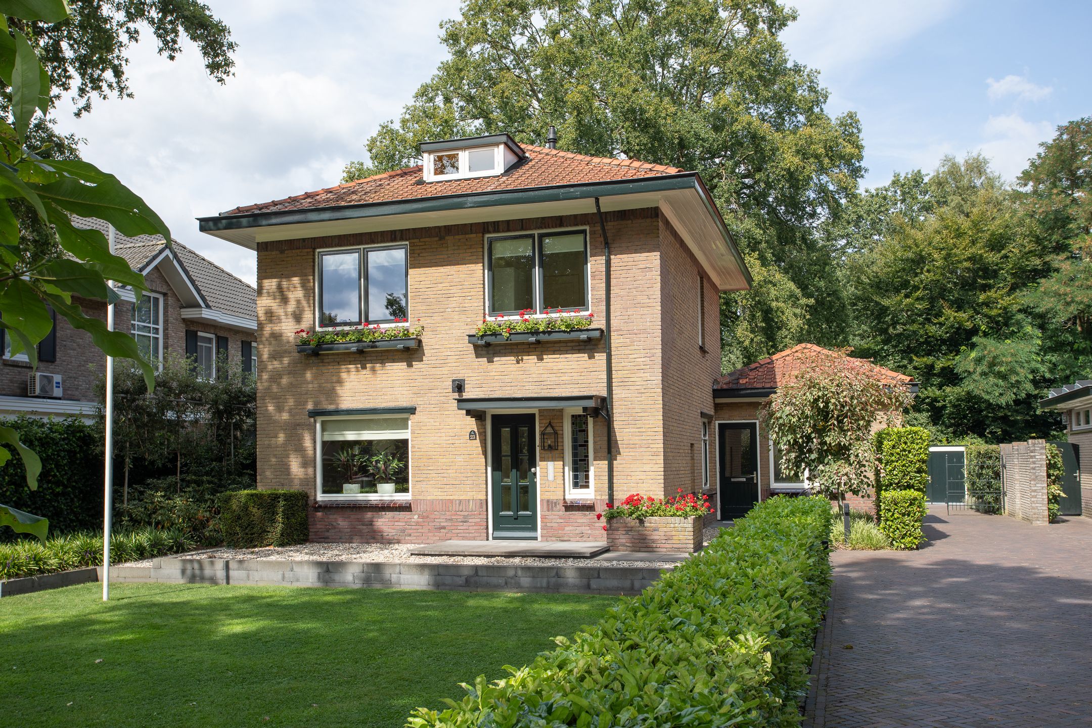 Almelosestraat 23