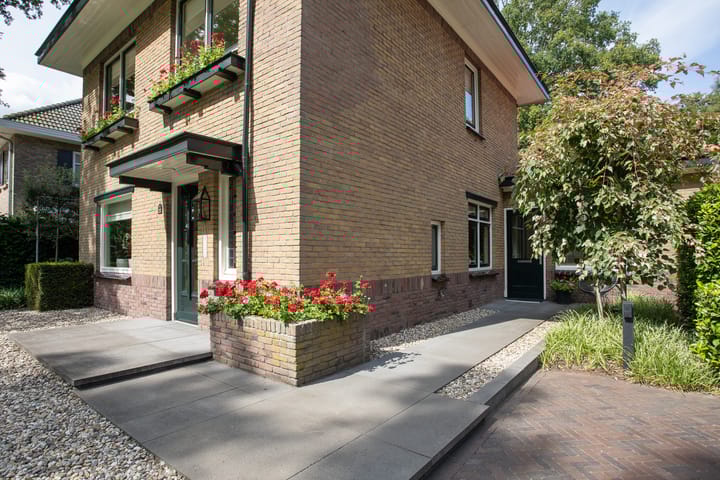 Foto 8 van Almelosestraat 23