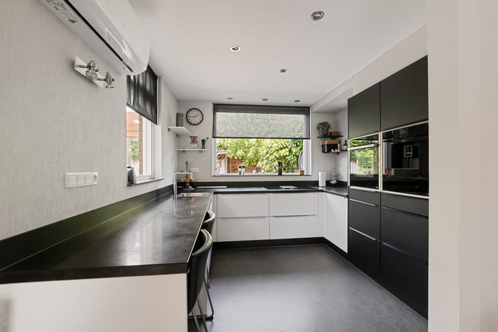 Photo 9 of de Plataan 90