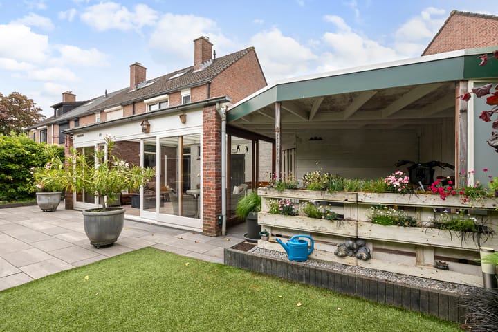 Photo 13 of de Plataan 90