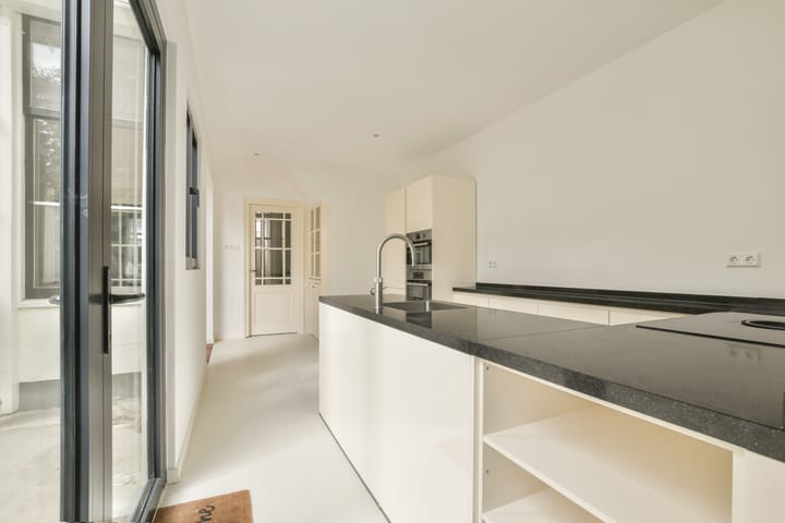 Photo 8 of Balistraat 63