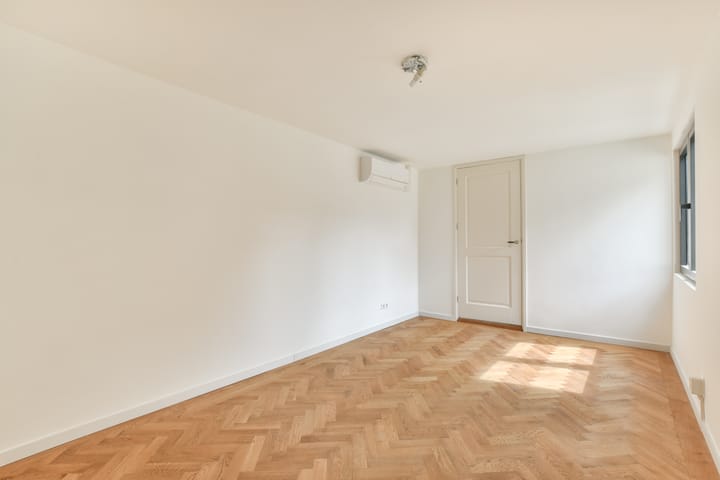 Photo 12 of Balistraat 63