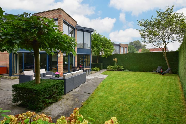 Foto 4 van Kamerlingh Onneslaan 1