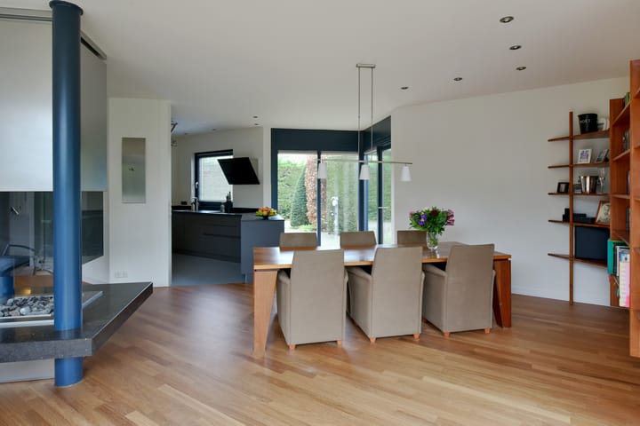 Foto 12 van Kamerlingh Onneslaan 1