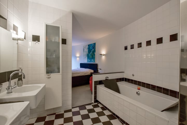 Foto 22 van Kamerlingh Onneslaan 1