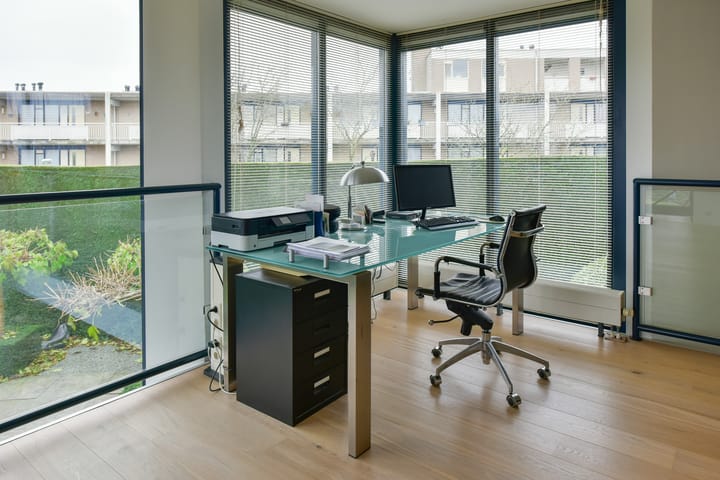 Foto 26 van Kamerlingh Onneslaan 1