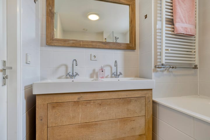 Foto 19 van Japanstraat 46