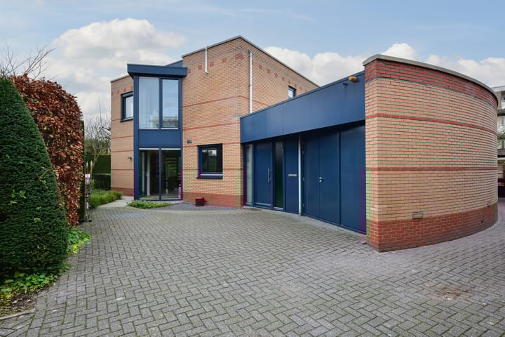 Foto 39 van Kamerlingh Onneslaan 1