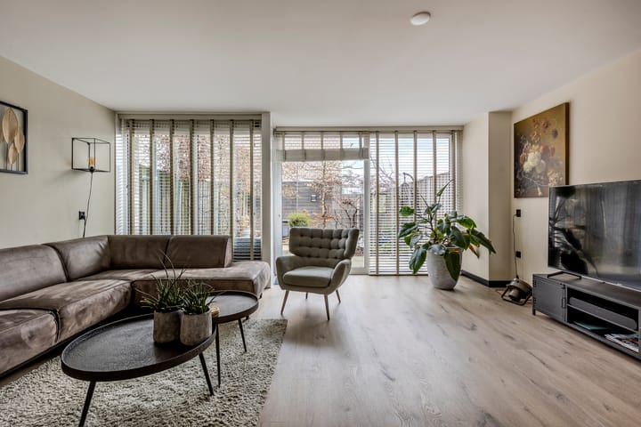 Photo 4 of Odiliapeelstraat 33