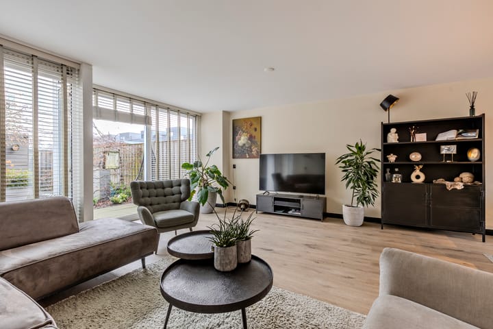 Photo 3 of Odiliapeelstraat 33