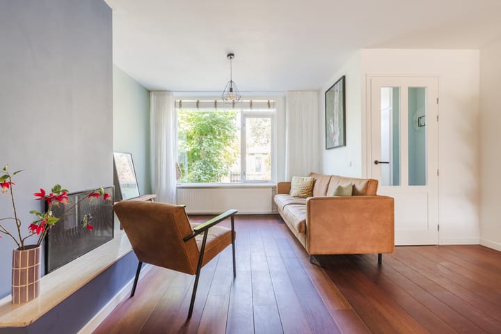 Foto 10 van Weegbree 55