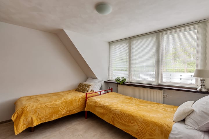 Photo 24 of Westeinde 33