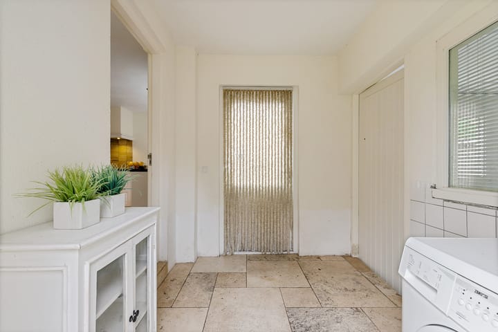 Photo 34 of Westeinde 33