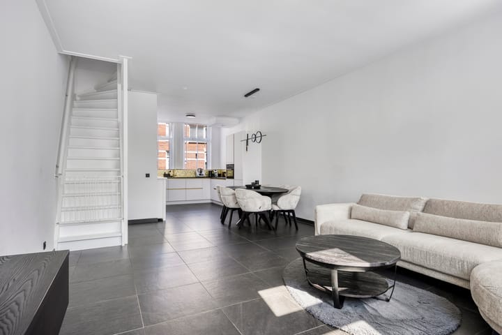 Foto 12 van Spoorstraat 10