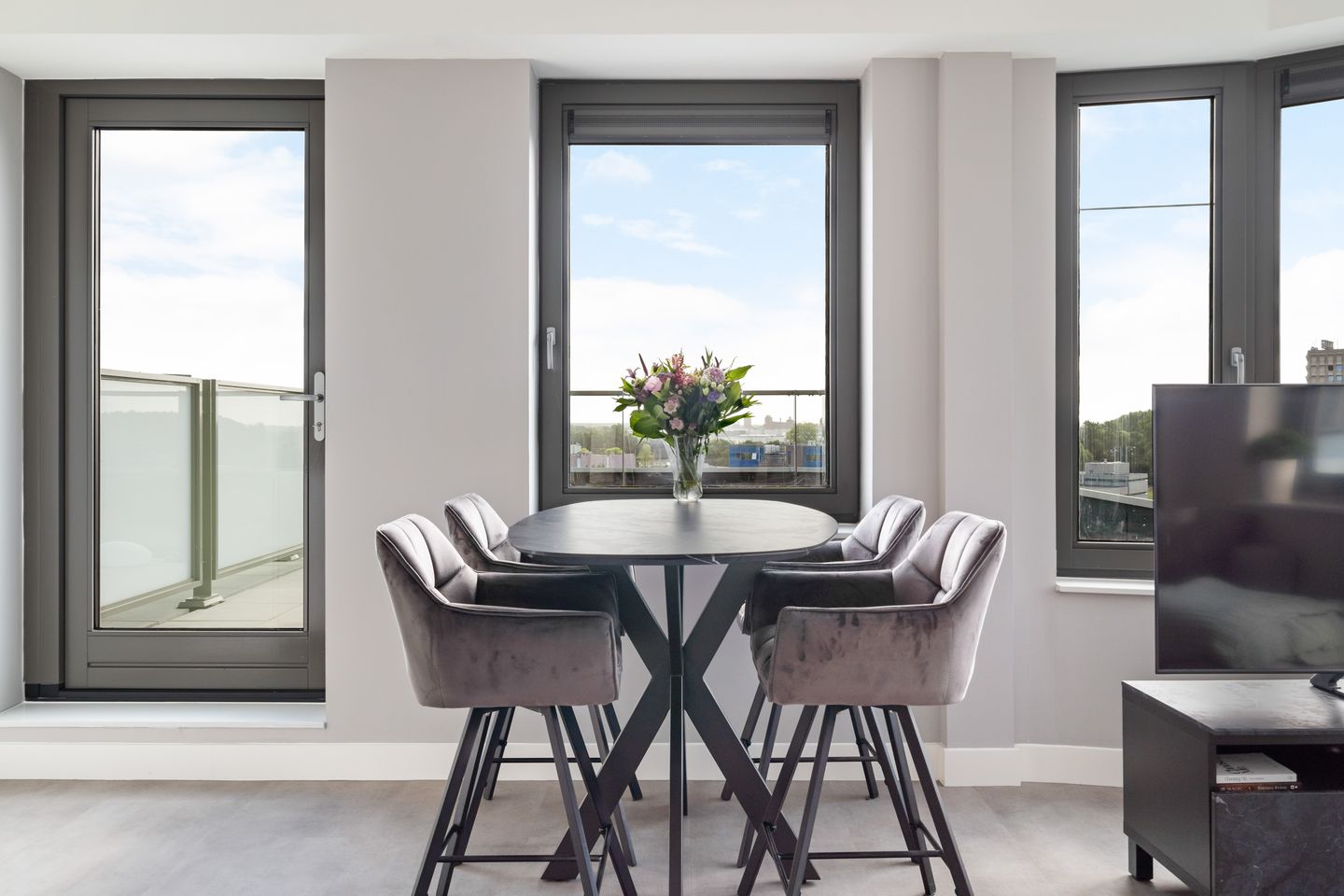 Photo 14 of Burgemeester Elsenlaan 323-F707