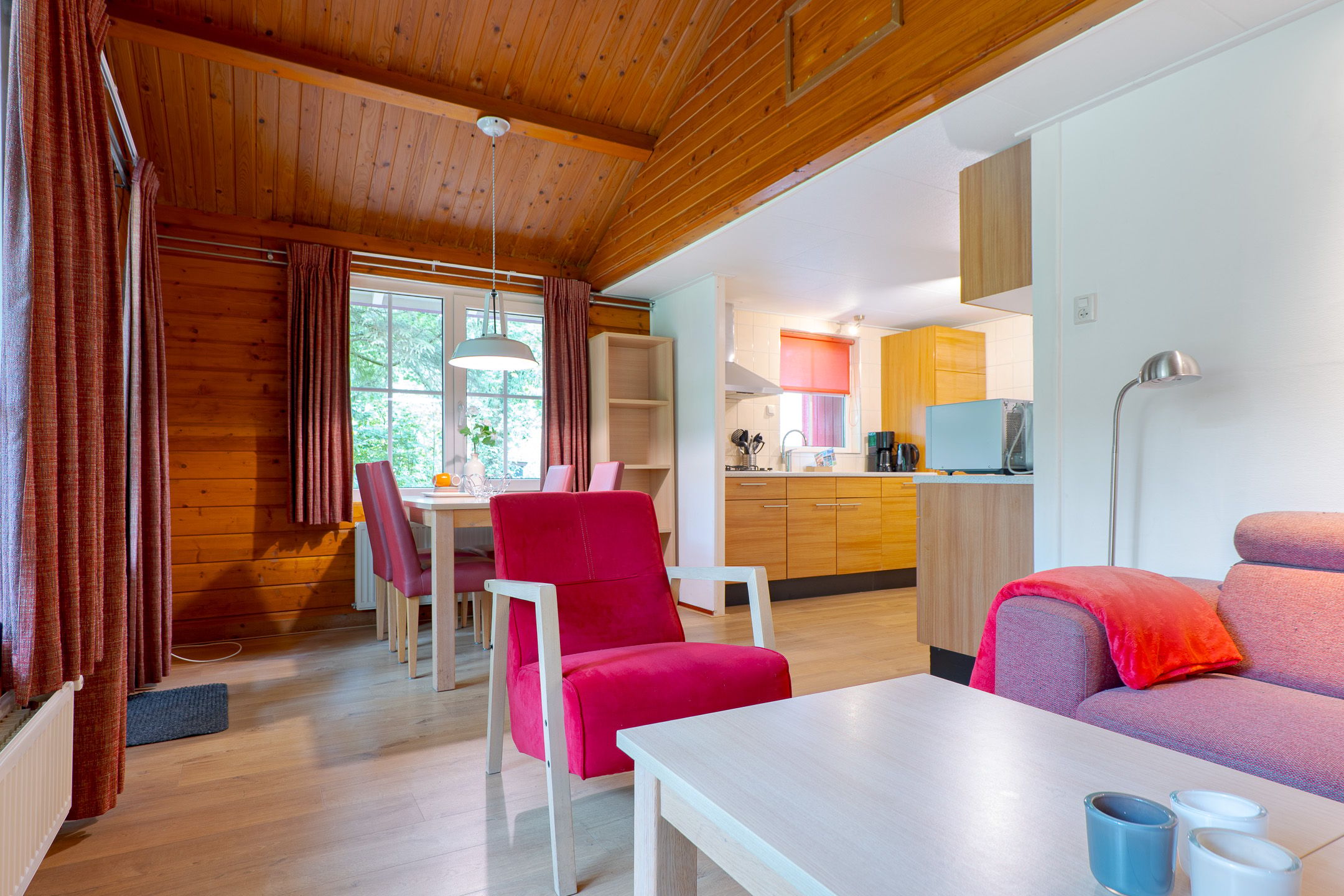 1-bedroom freehold villa in Ees — photo 3 of 5