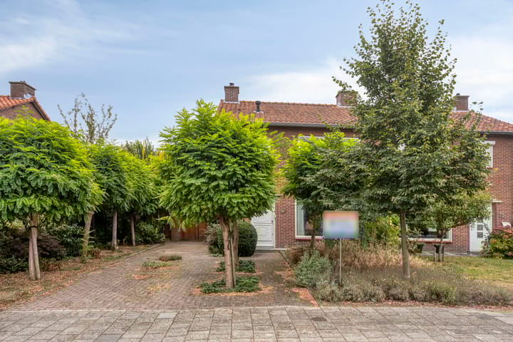 Foto 1 van Prins Clausstraat 31