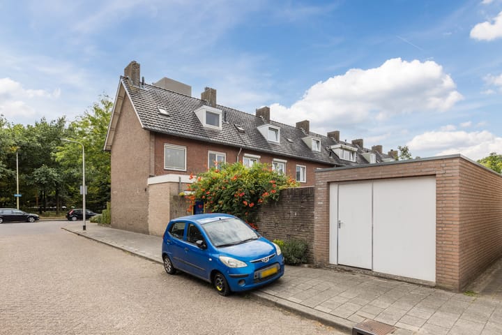 Foto 30 van Professor Verbernelaan 55