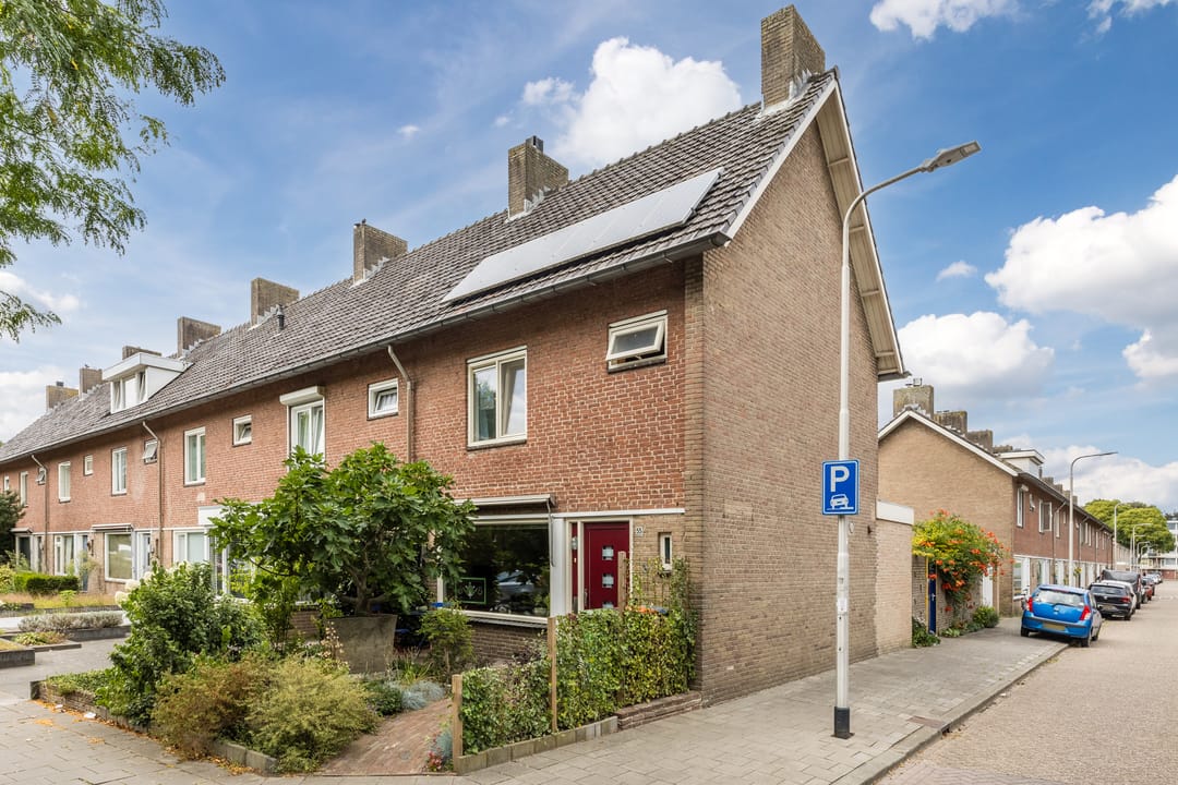 Photo 32 of Professor Verbernelaan 55