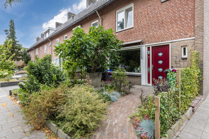 Foto 33 van Professor Verbernelaan 55