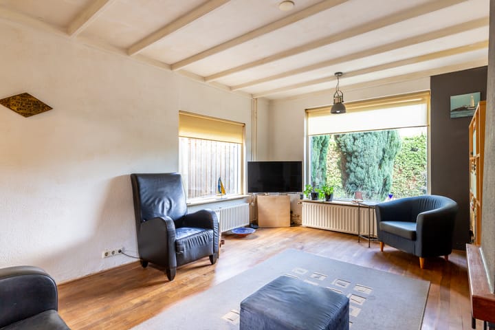 Foto 9 van Badhuisweg 11