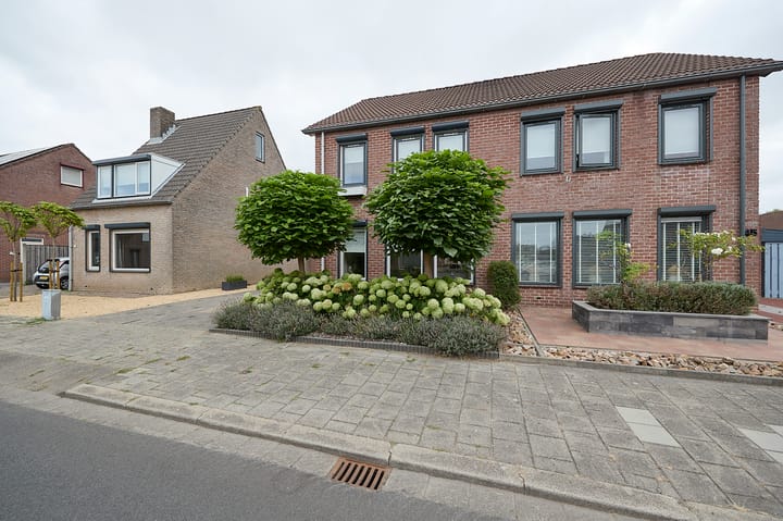 Foto 16 van Jan van Eyckstraat 43