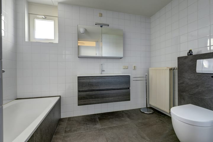 Foto 20 van Carry van Bruggenstraat 5