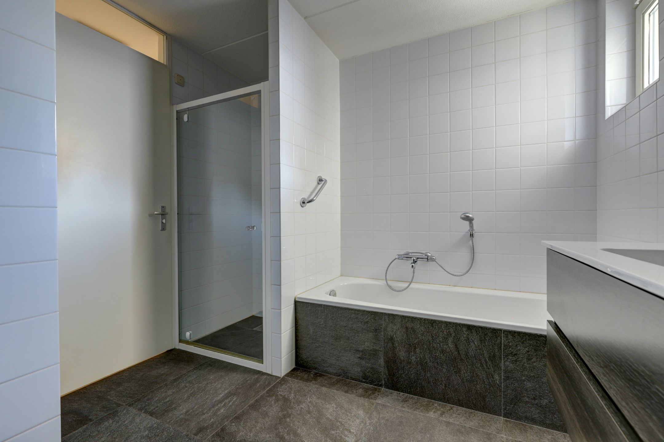 Photo 21 of Carry van Bruggenstraat 5