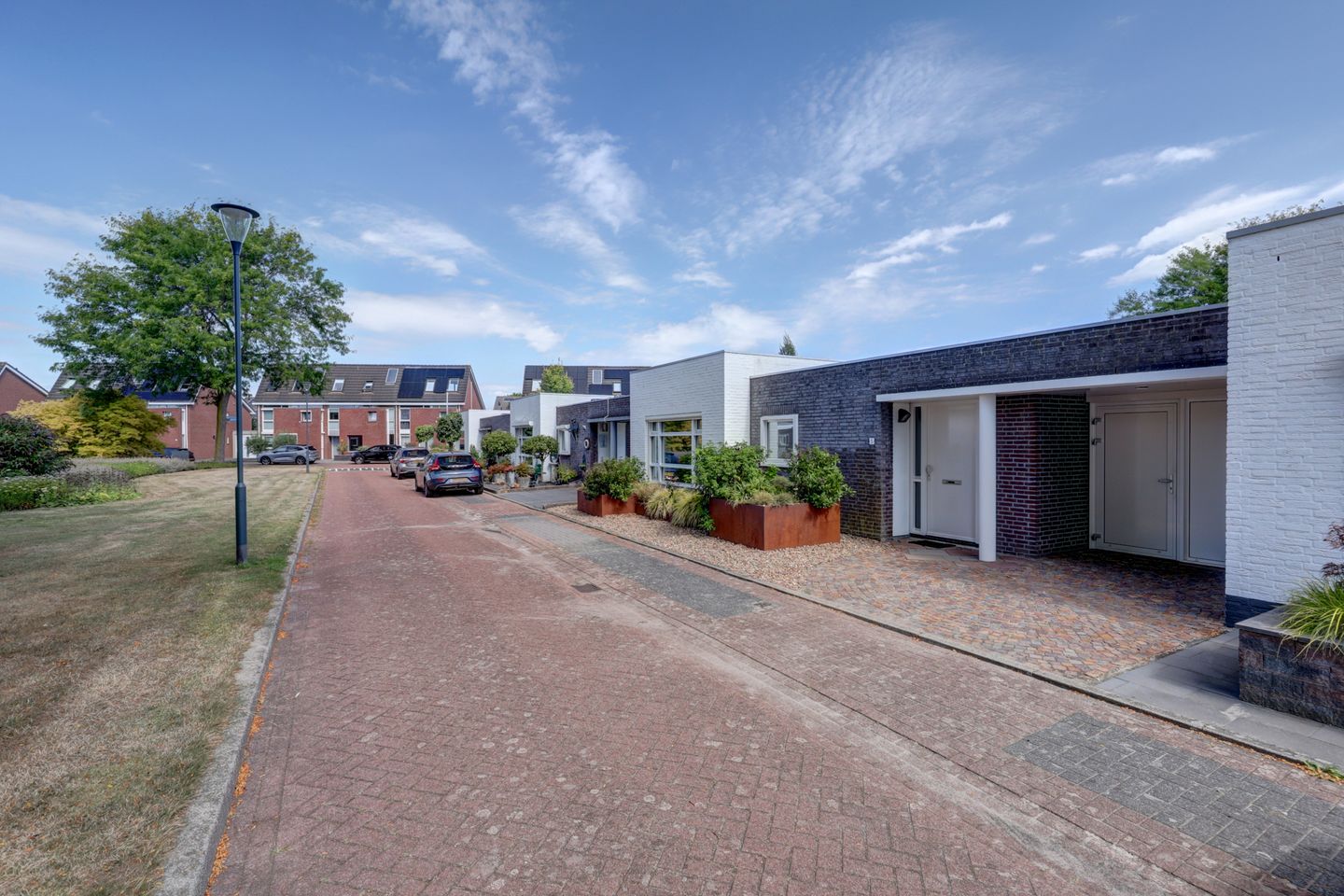 Photo 25 of Carry van Bruggenstraat 5