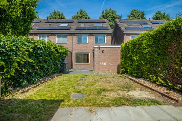 Foto 2 van Schraaweide 10